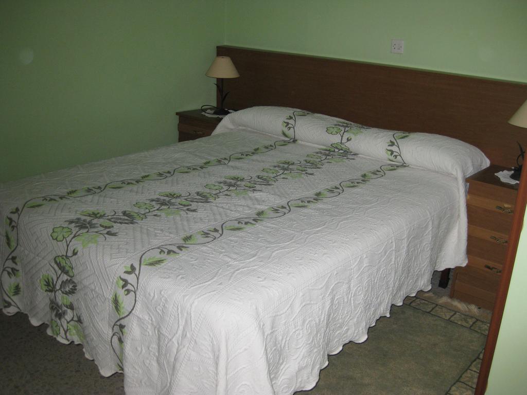 Hostal El Duje Tielve Εξωτερικό φωτογραφία